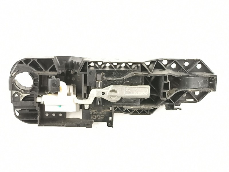 Recambio de cerradura puerta delantera izquierda para renault megane 1.5 dci k9k 837 referencia OEM IAM 806070032R  