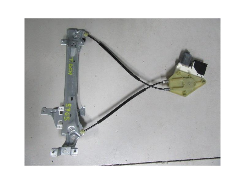 Recambio de elevalunas elec. tra. dch. : renault megane : 1.5 dci k9k 837 [2012] para renault megane 1.5 dci k9k 837 referencia 