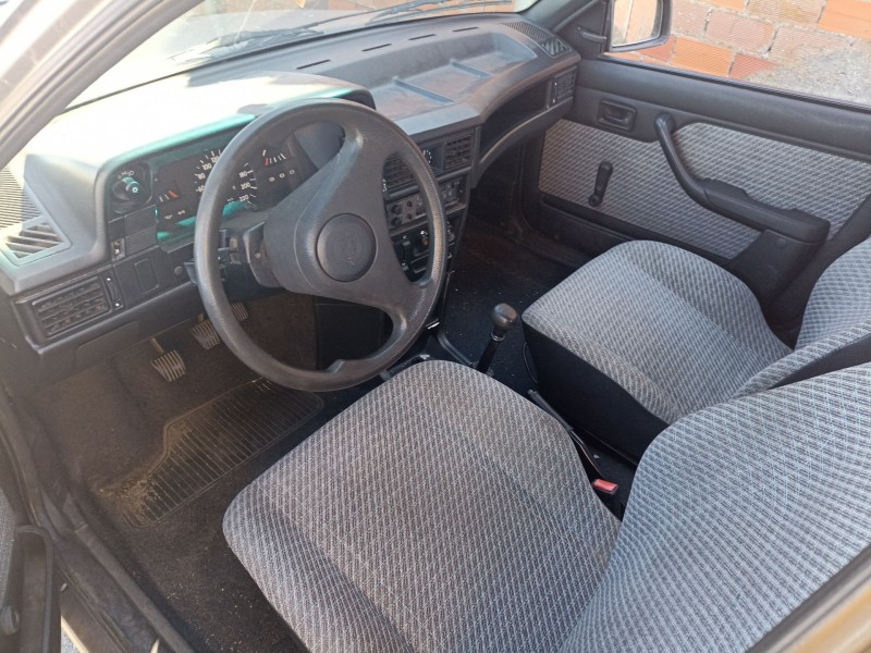 opel kadett del año 1990