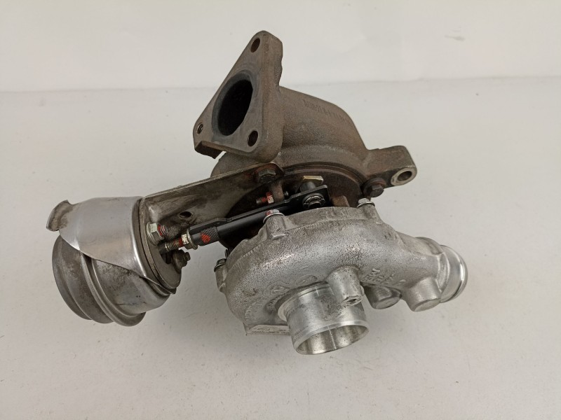 Recambio de turbo para audi a4 1.9 td referencia OEM IAM 45423150075  