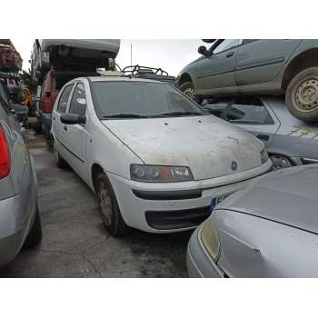 FIAT PUNTO BERLINA (188)