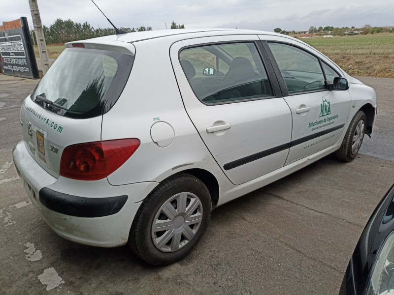 peugeot 307 (s1) del año 2001