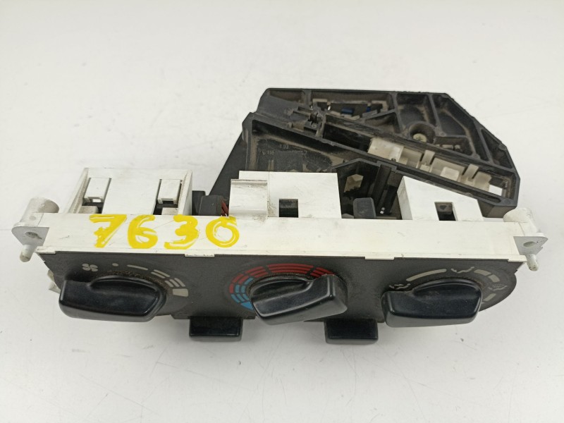 Recambio de mandos calefaccion aire para nissan primera 2.0 td d-cd20 referencia OEM IAM 275103J400 7040230732 7040230733