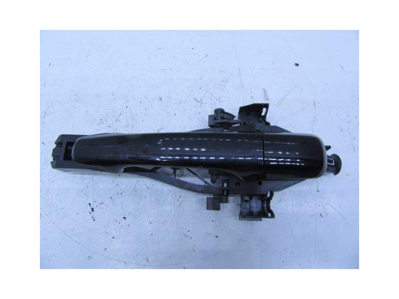 Recambio de manilla trasera izquierda para volvo s40 1.6 td referencia OEM IAM 30784202  