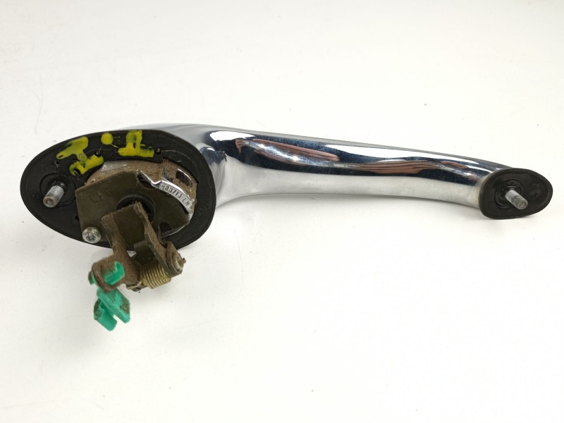 Recambio de manilla trasera izquierda para chrysler pt cruiser 2.1 cdi referencia OEM IAM 4724915AD  