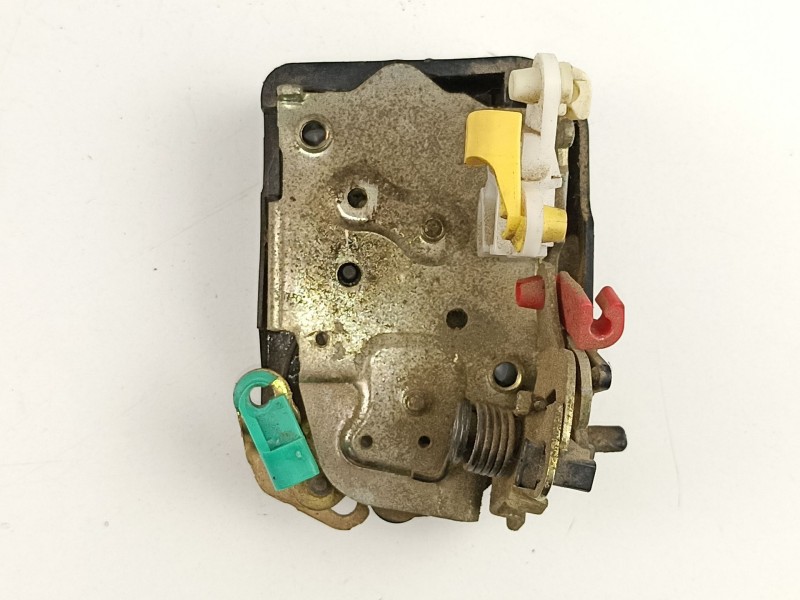 Recambio de cerradura puerta trasera derecha para chrysler pt cruiser 2.1 cdi referencia OEM IAM 5027074AD  