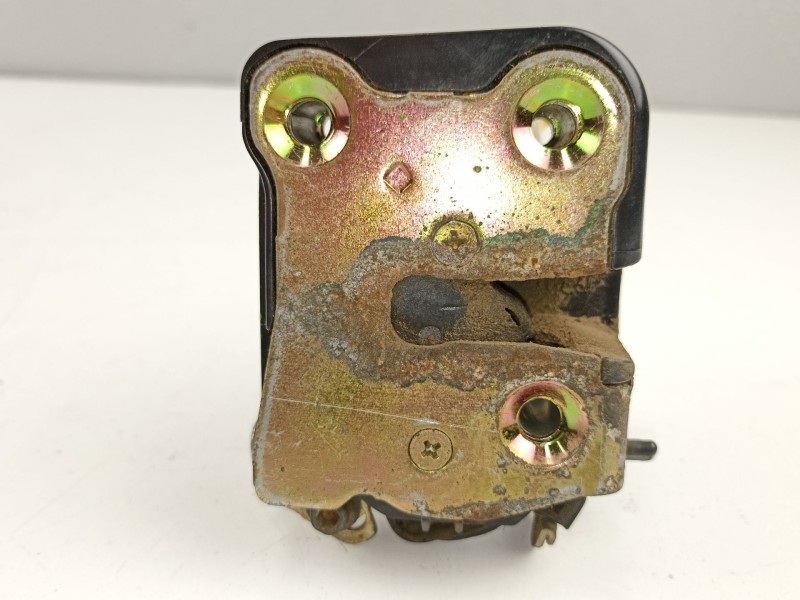 Recambio de cerradura puerta trasera izquierda para chrysler pt cruiser 2.1 cdi referencia OEM IAM 5027075AD  