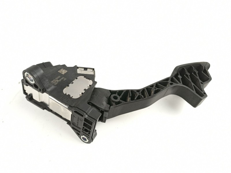 Recambio de potenciometro aceleracion para toyota yaris 1.0g 1kr referencia OEM IAM 781100D160  