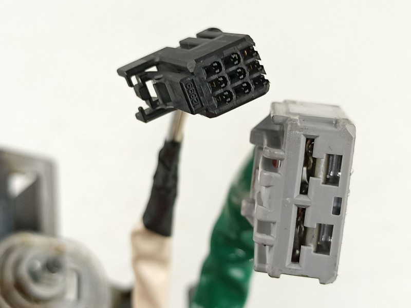 Recambio de bomba direccion electrica para toyota yaris 1.0g 1kr referencia OEM IAM 452500D182 JJ002004292 