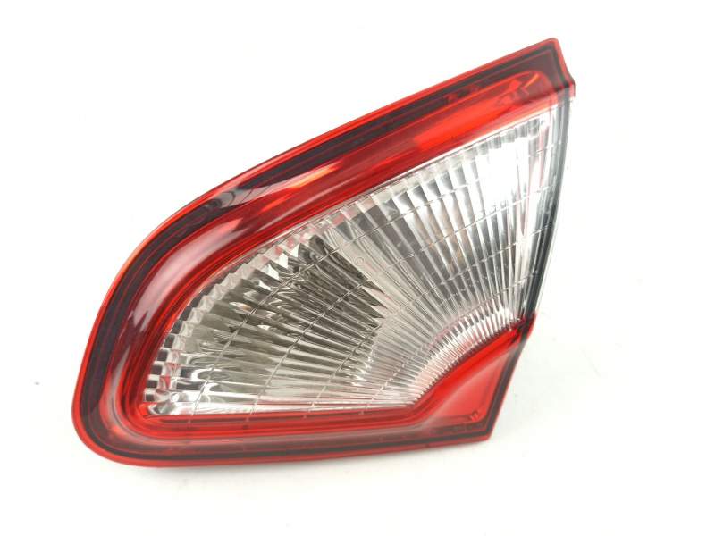 Recambio de piloto porton derecho para nissan qashqai (j10) acenta referencia OEM IAM 26550BR01A 89503209 