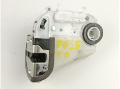 Recambio de cerradura puerta trasera derecha para toyota yaris 1.0g 1kr referencia OEM IAM 690500D110  