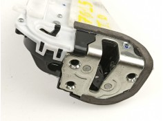 Recambio de cerradura puerta trasera derecha para toyota yaris 1.0g 1kr referencia OEM IAM 690500D110   2