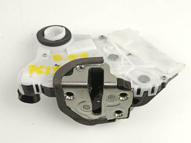 Recambio de cerradura puerta delantera izquierda para toyota yaris 1.0g 1kr referencia OEM IAM 690400D140  