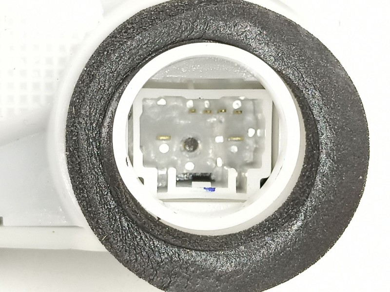 Recambio de cerradura puerta delantera izquierda para toyota yaris 1.0g 1kr referencia OEM IAM 690400D140  