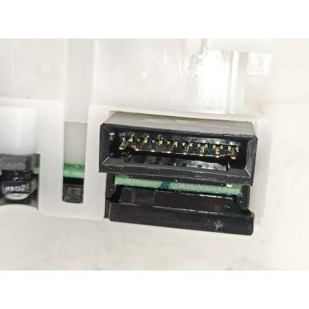 Recambio de cuadro instrumentos para peugeot partner 1.6 hdi d-9hx o 9h2 referencia OEM IAM 9665000380 503001315602 6106ZN
