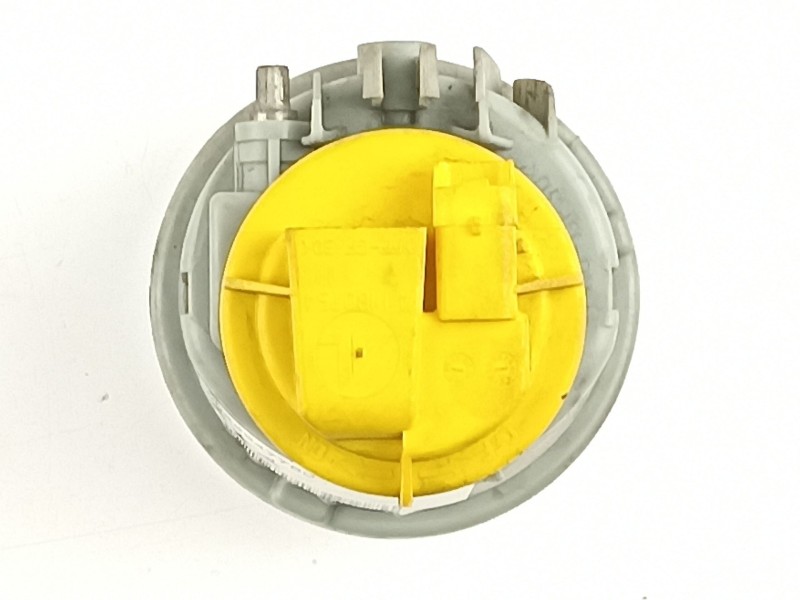 Recambio de antiniebla izquierdo para peugeot partner 1.6 hdi d-9hx o 9h2 referencia OEM IAM 9648947780  