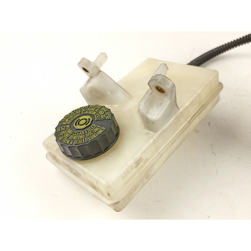Recambio de bomba de freno para peugeot partner 1.6 hdi d-9hx o 9h2 referencia OEM IAM 4601V8 9654002180 9680907780
