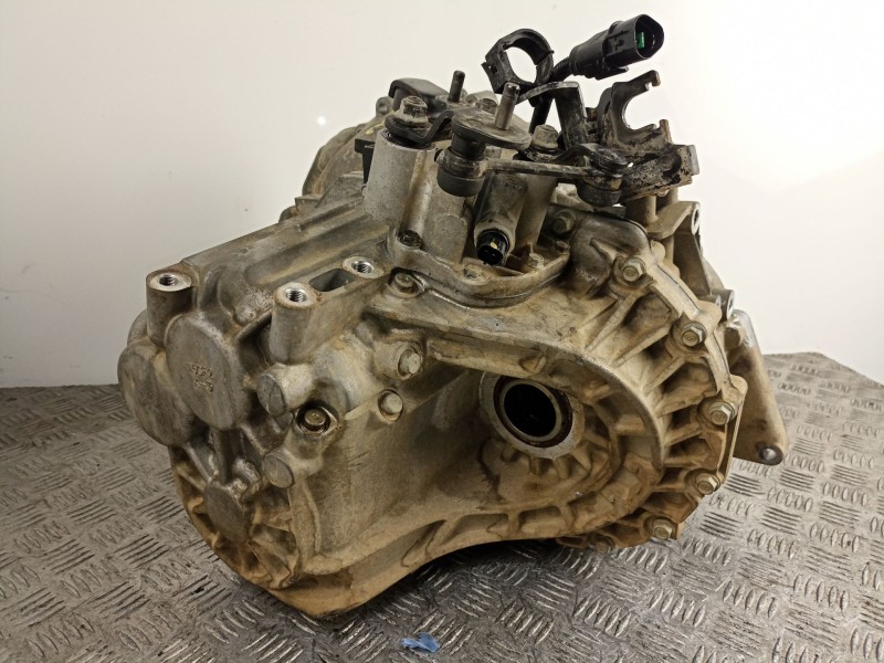 Recambio de caja cambios 6v turbo diesel para hyundai tucson (jm) 2.0 crdi referencia OEM IAM S614JE  