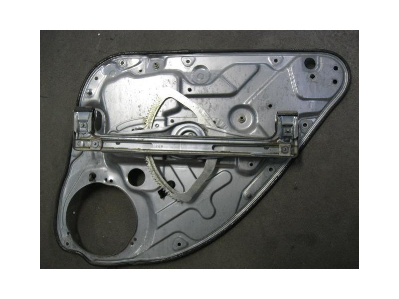 Recambio de elevalunas elec. tra. izq. : ford focus : 1.8 d /kkda (115,6cv) [2006] para ford focus 1.8 d /kkda referencia OEM IA