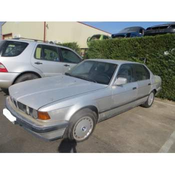 BMW 7 (E32) de desguace