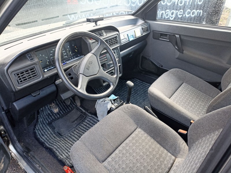 seat ibiza del año 1990