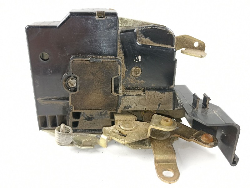 Recambio de cerradura puerta trasera derecha para bmw serie 3 berlina (e30) 1.8 318i edition referencia OEM IAM 19065721  