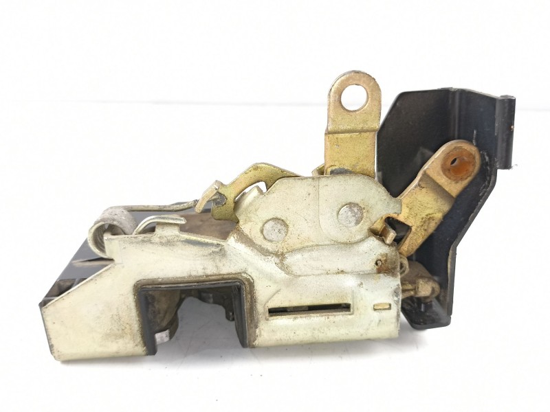 Recambio de cerradura puerta trasera derecha para bmw serie 3 berlina (e30) 1.8 318i edition referencia OEM IAM 19065721  