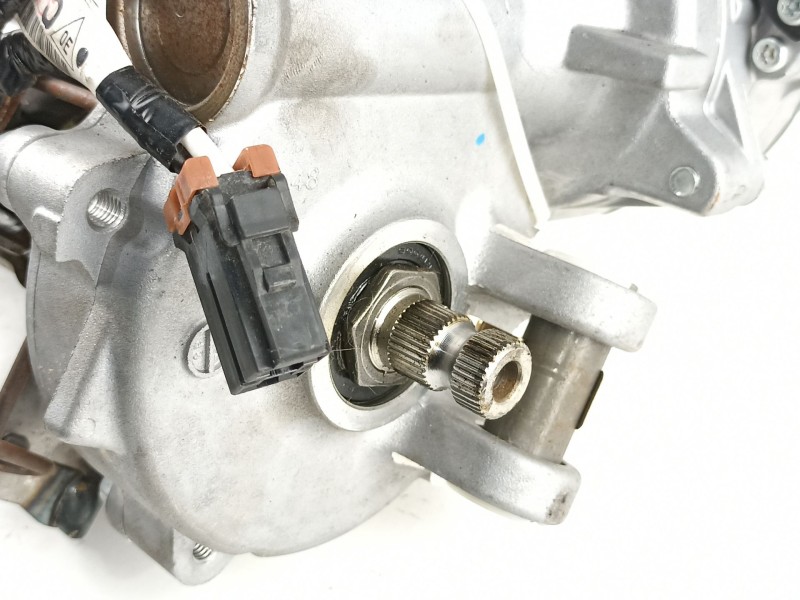 Recambio de bomba direccion electrica para citroen c4 aircross 1.6 hdi stop start 6v 2wd referencia OEM IAM 1608205080 8633A109 