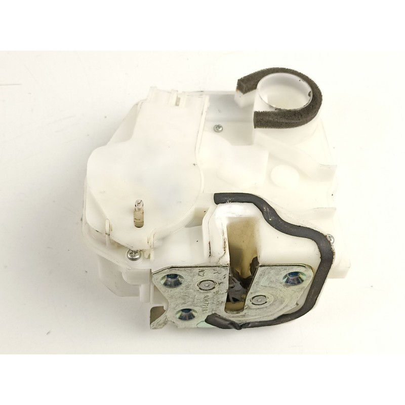 Recambio de cerradura puerta trasera derecha para citroen c4 aircross 1.6 hdi stop start 6v 2wd referencia OEM IAM 1607864380  