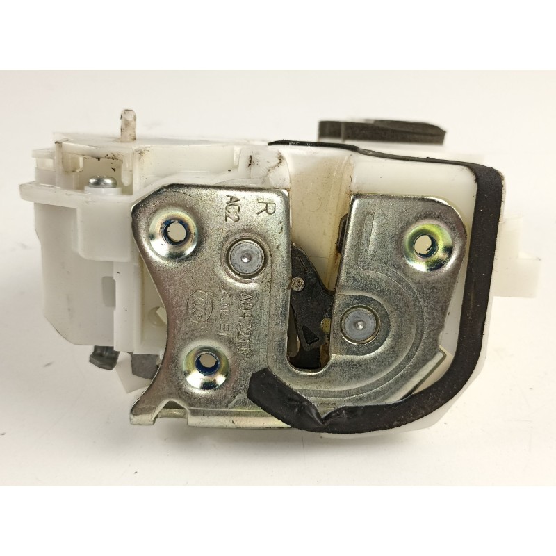 Recambio de cerradura puerta trasera derecha para citroen c4 aircross 1.6 hdi stop start 6v 2wd referencia OEM IAM 1607864380  
