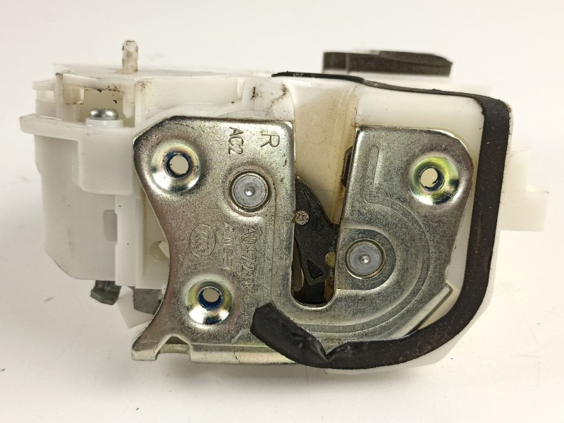 Recambio de cerradura puerta trasera derecha para citroen c4 aircross 1.6 hdi stop start 6v 2wd referencia OEM IAM 1607864380  