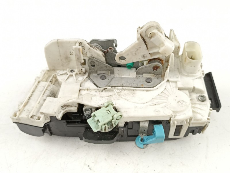 Recambio de cerradura puerta delantera izquierda para jeep patriot 2.0 tdi referencia OEM IAM 4589095AF 4589095AG T09KD2259