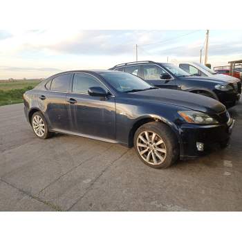 LEXUS IS II (_E2_) de desguace