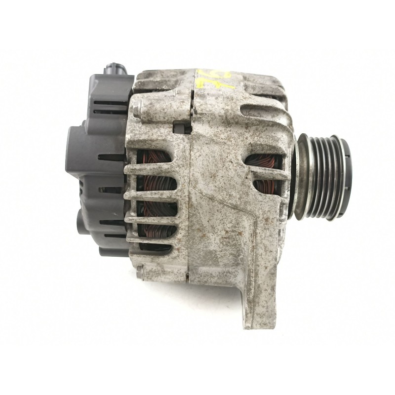 Recambio de alternador para kia ceed 1.6 crdi - d4fb referencia OEM IAM 373002A601 TG12C140 