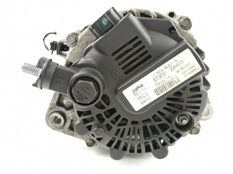 Recambio de alternador para kia ceed 1.6 crdi - d4fb referencia OEM IAM 373002A601 TG12C140 
