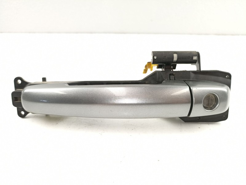 Recambio de manilla delantera izquierda para suzuki sx4 1.9 /d19aa referencia OEM IAM 8281263J00ZCD 8282163J00 