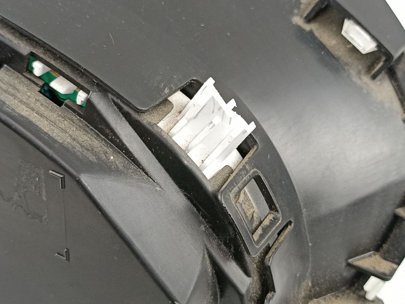 Recambio de cuadro instrumentos para suzuki sx4 1.9 /d19aa referencia OEM IAM 3410179JC1 A2C53060969 