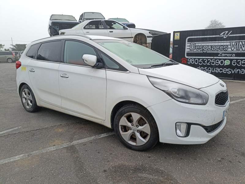 KIA CARENS IV