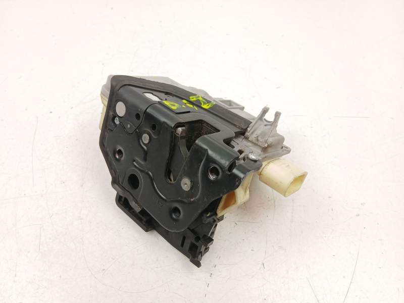 Recambio de cerradura puerta delantera izquierda para volkswagen passat b6 variant (3c5) 2.0 tdi referencia OEM IAM 3C1837015A  