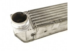 Recambio de radiador intercooler para bmw serie 5 berlina (e60) 2.5 24v turbodiesel cat referencia OEM IAM 7787446 17517787446  2