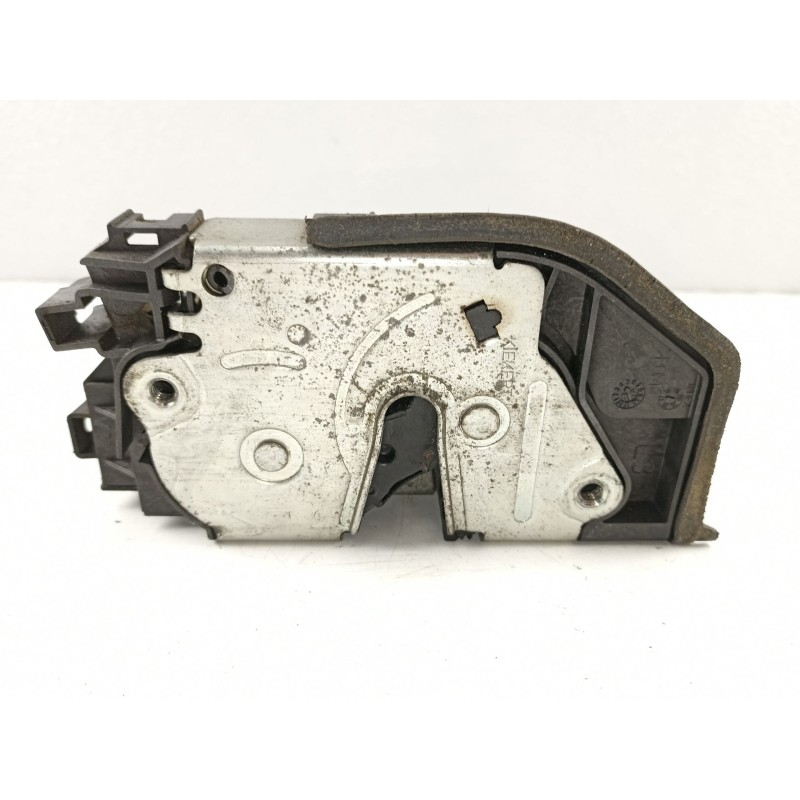 Recambio de cerradura puerta delantera izquierda para bmw serie 5 berlina (e60) 2.5 24v turbodiesel cat referencia OEM IAM 71670