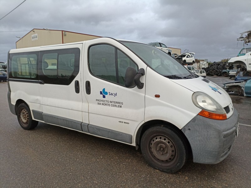 renault trafic combi (ab 4.01) del año 2001