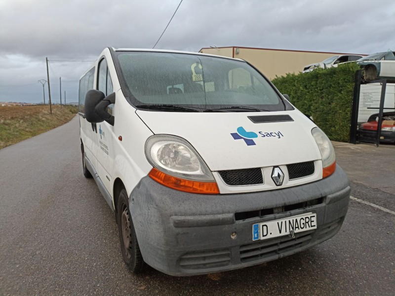 renault trafic combi (ab 4.01) del año 2001