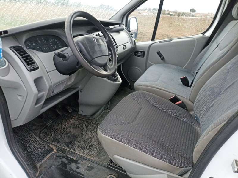 renault trafic combi (ab 4.01) del año 2001