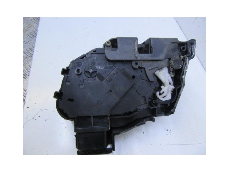 Recambio de cerradura pta. del. izq. : volvo s40 : 2.0 td (135,96cv) [2005] para volvo s40 2.0 td referencia OEM IAM 30699440  
