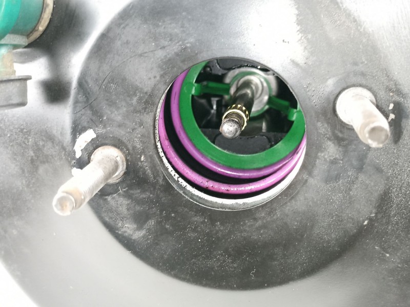 Recambio de servofreno para jeep cherokee 2.5 td referencia OEM IAM 56026763  