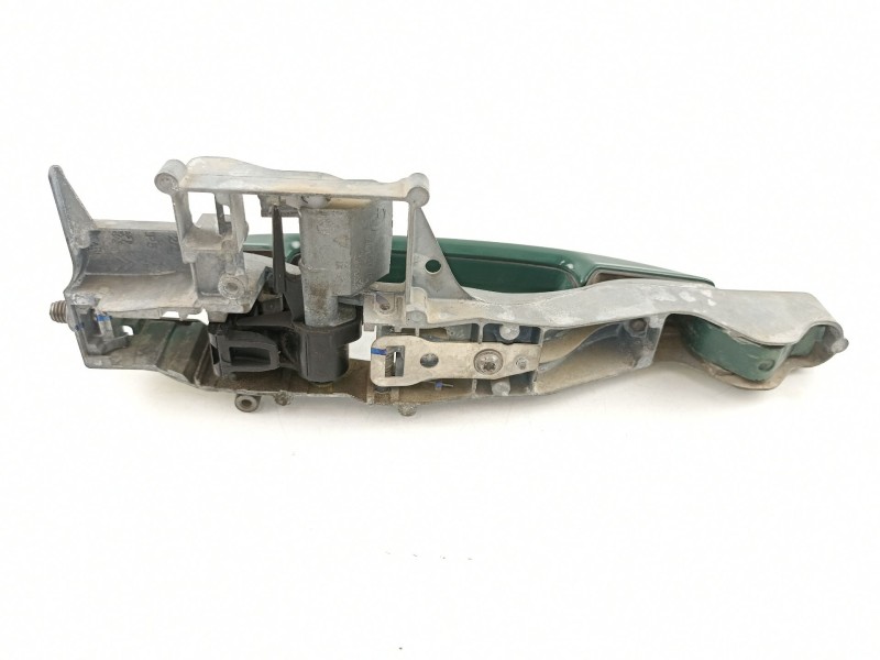 Recambio de manilla delantera izquierda para peugeot 308 1.6hdi 9h05 112cv 6velocidades referencia OEM IAM 910958 9101GF 