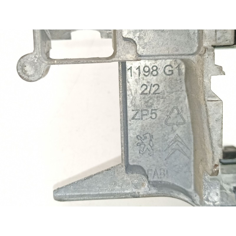 Recambio de manilla delantera izquierda para peugeot 308 1.6hdi 9h05 112cv 6velocidades referencia OEM IAM 910958 9101GF 