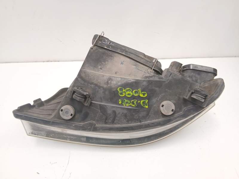 Recambio de cerradura puerta delantera derecha para peugeot 308 1.6hdi 9h05 112cv 6velocidades referencia OEM IAM 9136CR 006165 