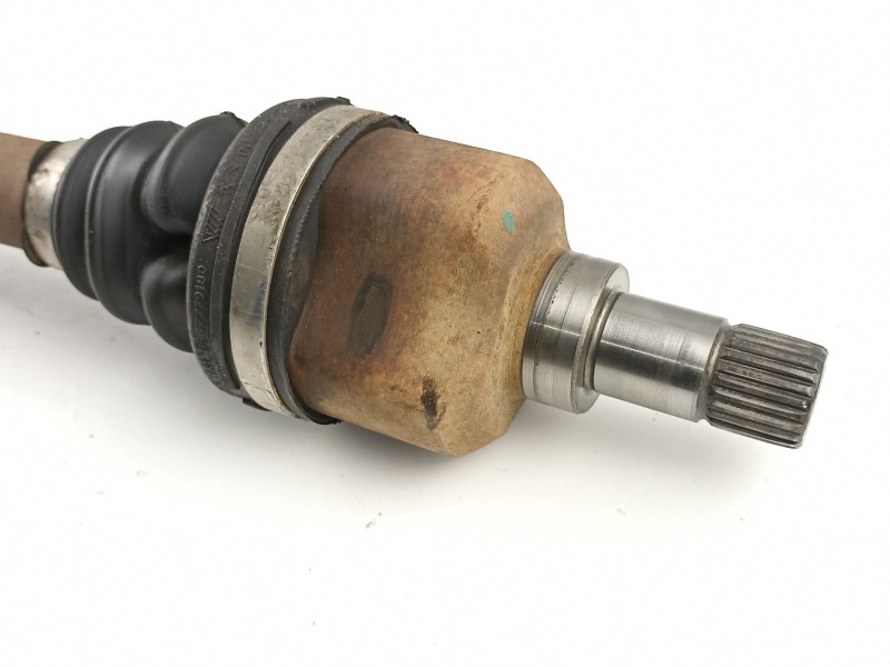 Recambio de transmision delantera izquierda para peugeot 308 1.6hdi 9h05 112cv 6velocidades referencia OEM IAM 9661107380  